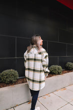 Load image into Gallery viewer, Out Of Town Shaket